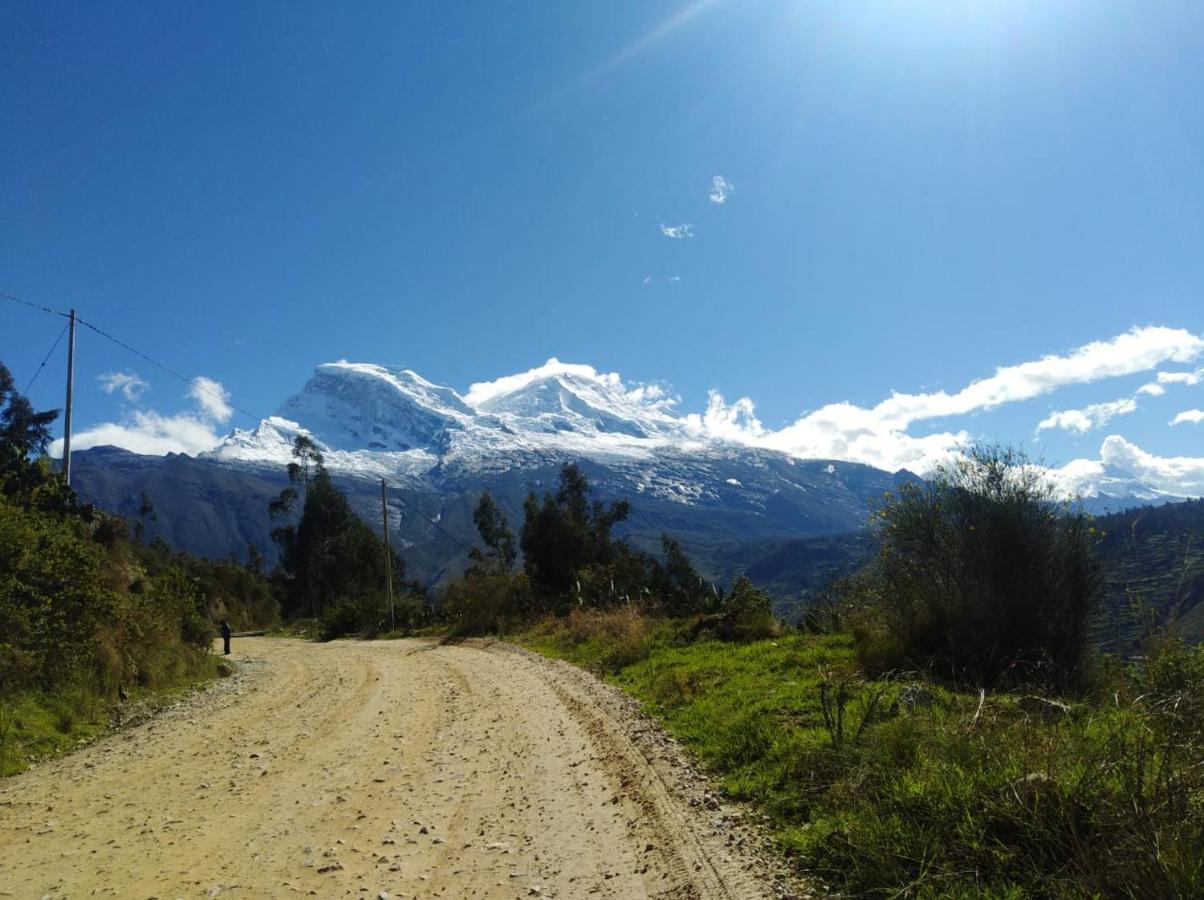 Tullpa Rumy Lodge Yungay Exterior photo