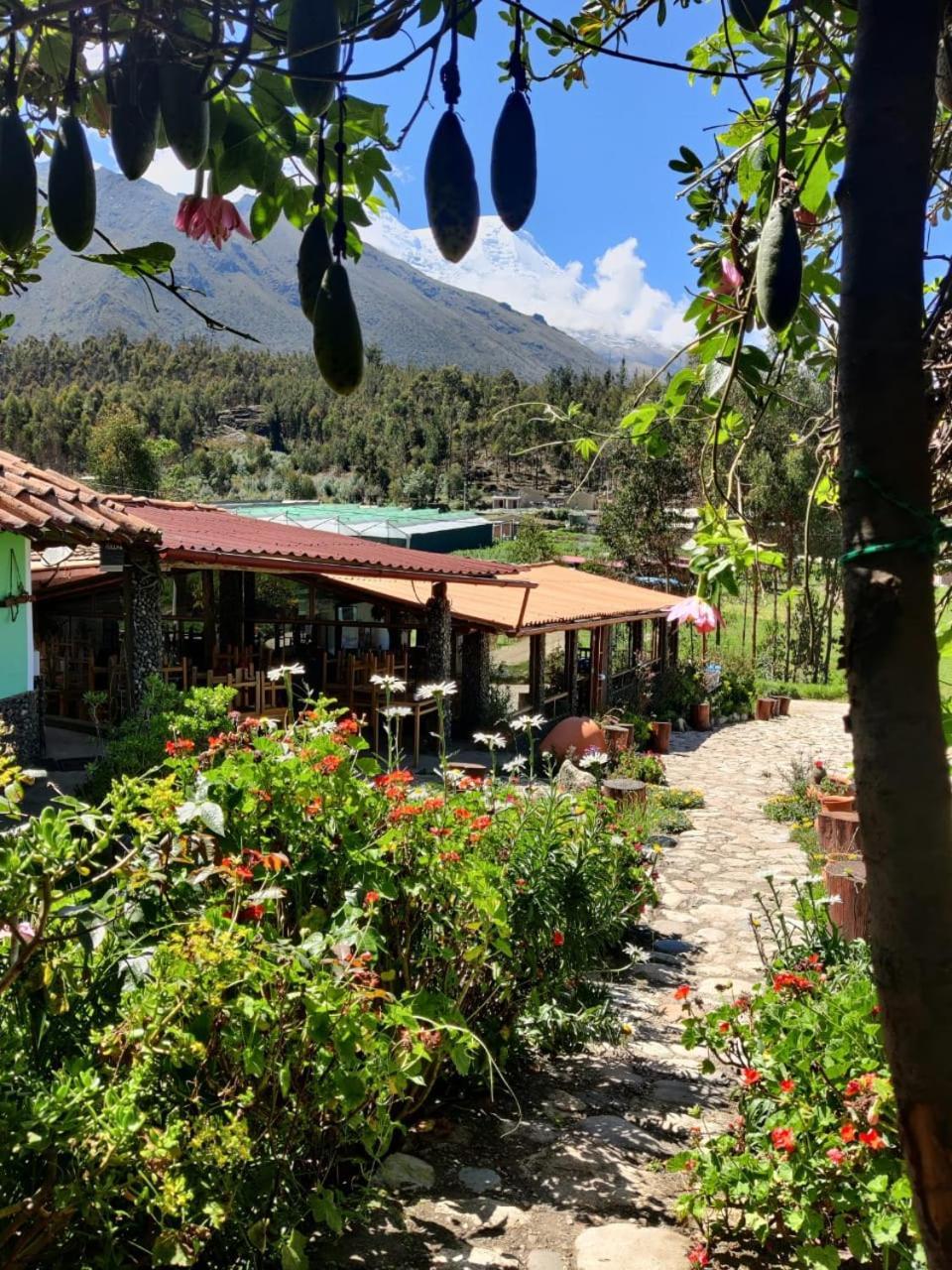 Tullpa Rumy Lodge Yungay Exterior photo